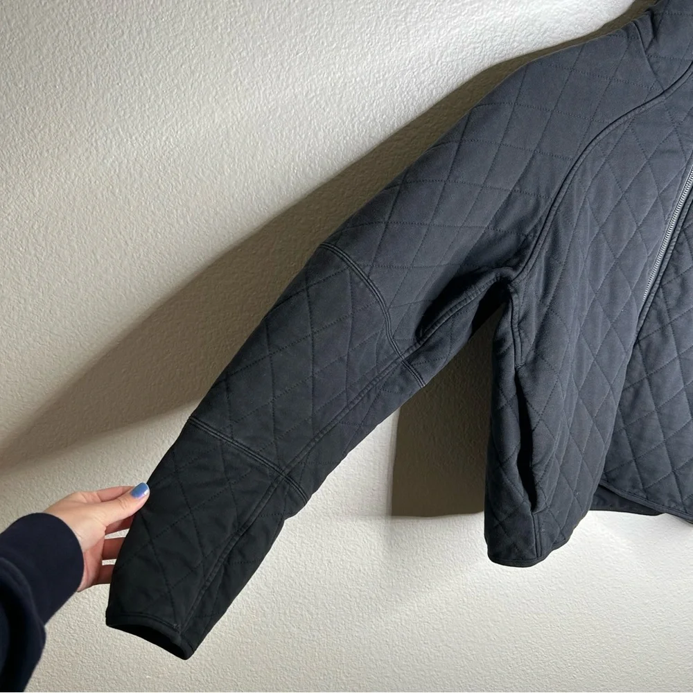 Lululemon Quilted Calm Jacket black 8